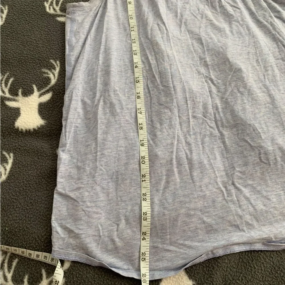 Lululemon all tied up light blue tank size 2